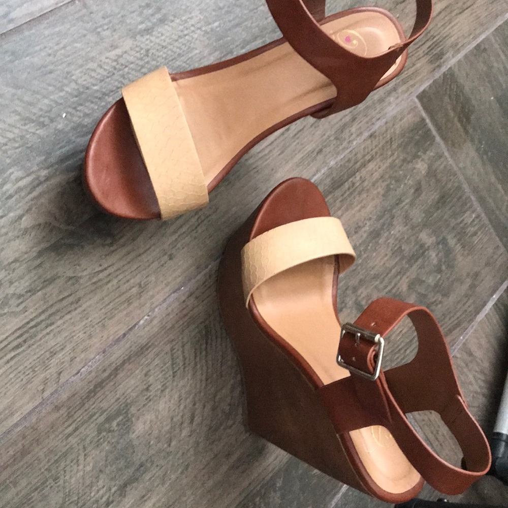 Wedges - Picture 2 of 3